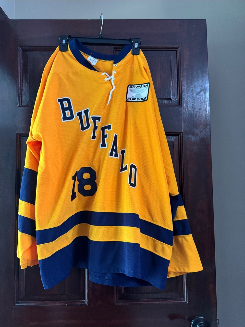 Vintage 2005 Buffalo Sabres Jersey - Yellow & Navy #18 Lepore, Bowman cup